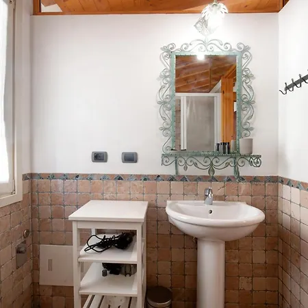 Casa Giada * 瓦伦纳